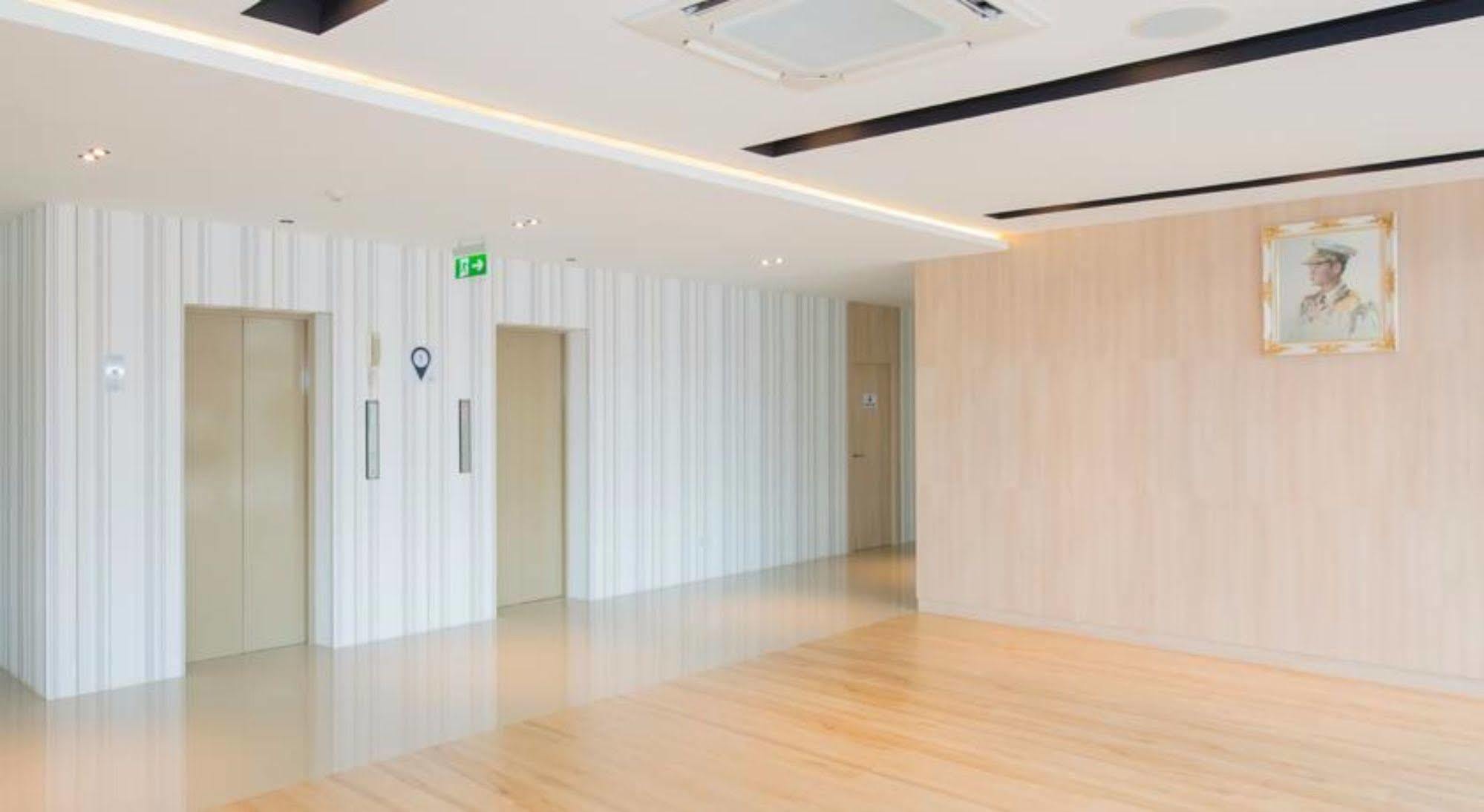 Trat City Hotel מראה חיצוני תמונה